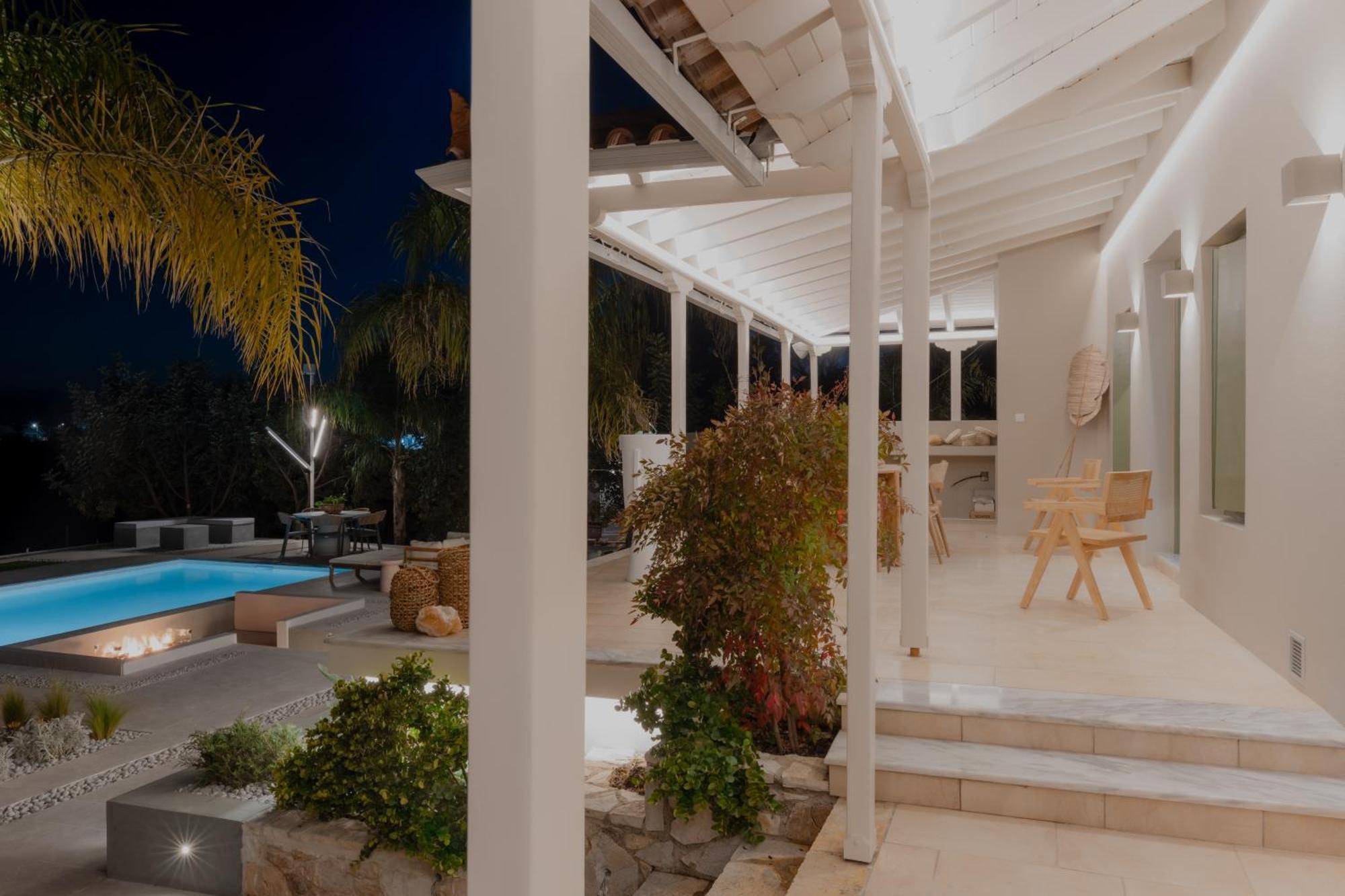 Nafplio Blue Topaz Poolside Villa Dış mekan fotoğraf